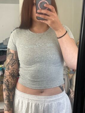 Aeropostale Gray Tee with Light Blue 'Ciao Roma!' Script - Women